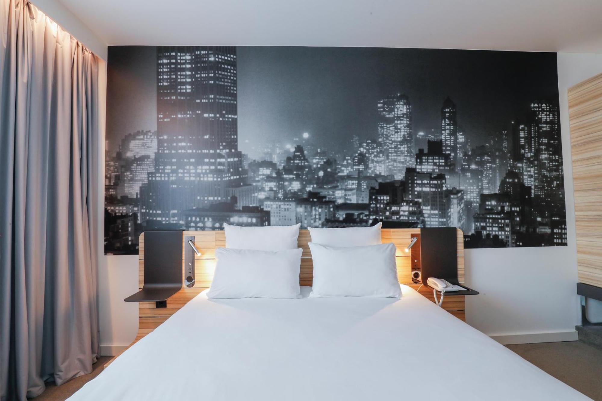 Novotel Luxembourg Centre Esterno foto