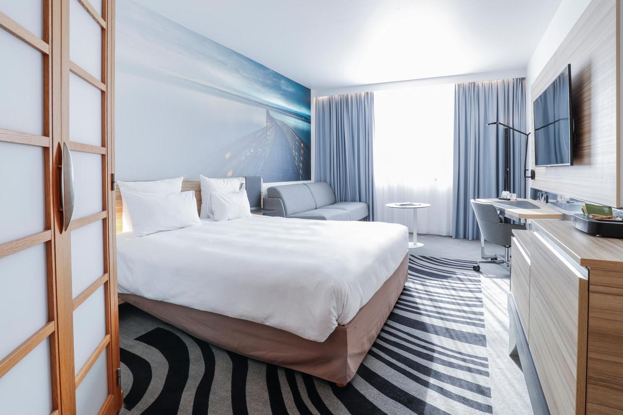 Novotel Luxembourg Centre Esterno foto