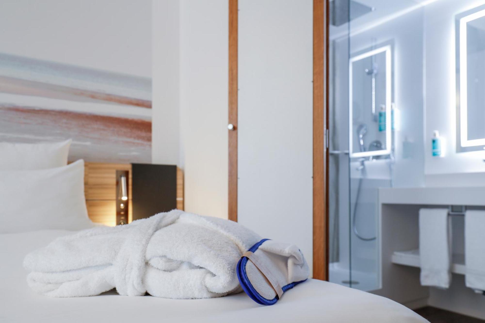 Novotel Luxembourg Centre Esterno foto