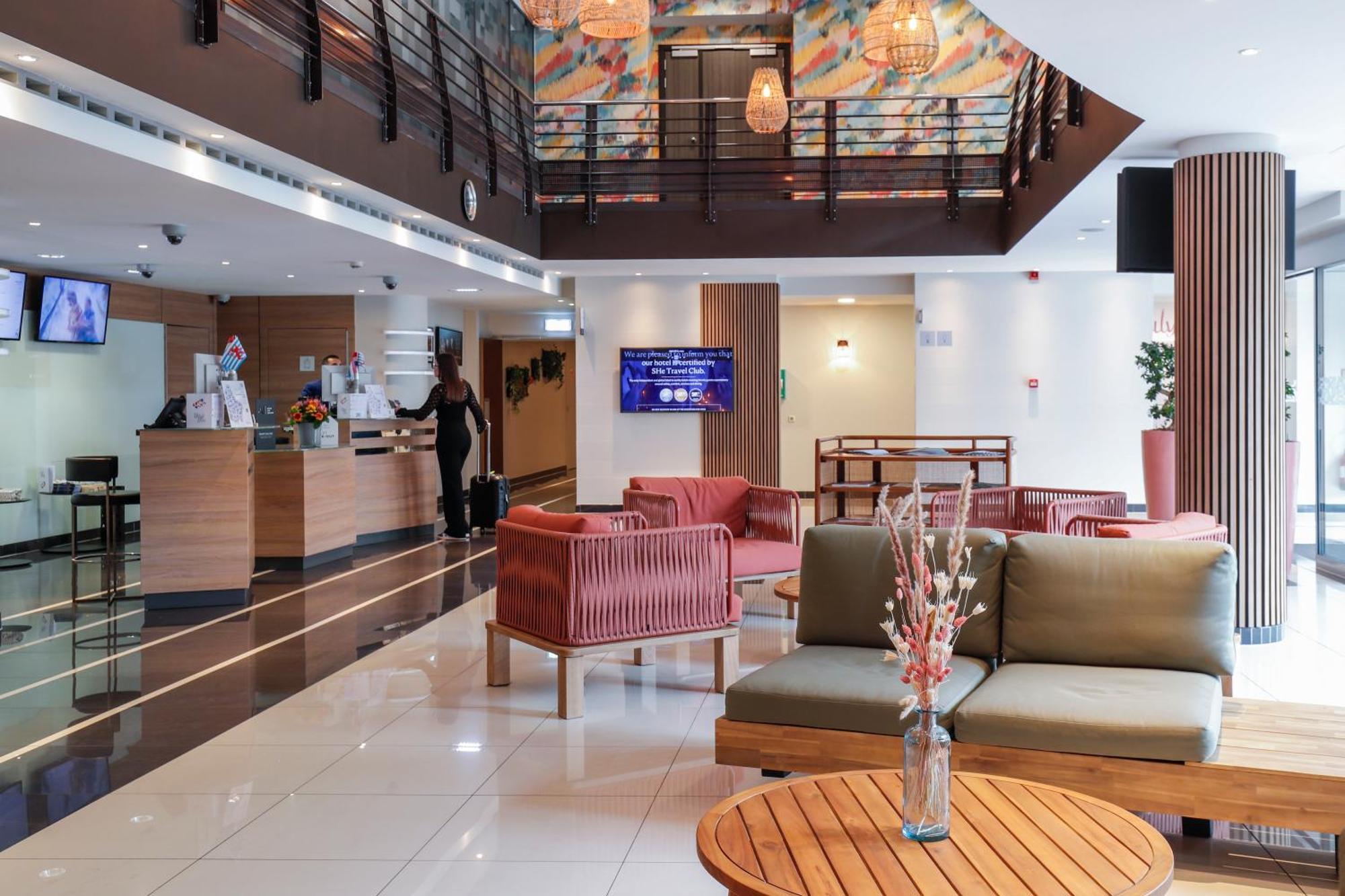 Novotel Luxembourg Centre Esterno foto