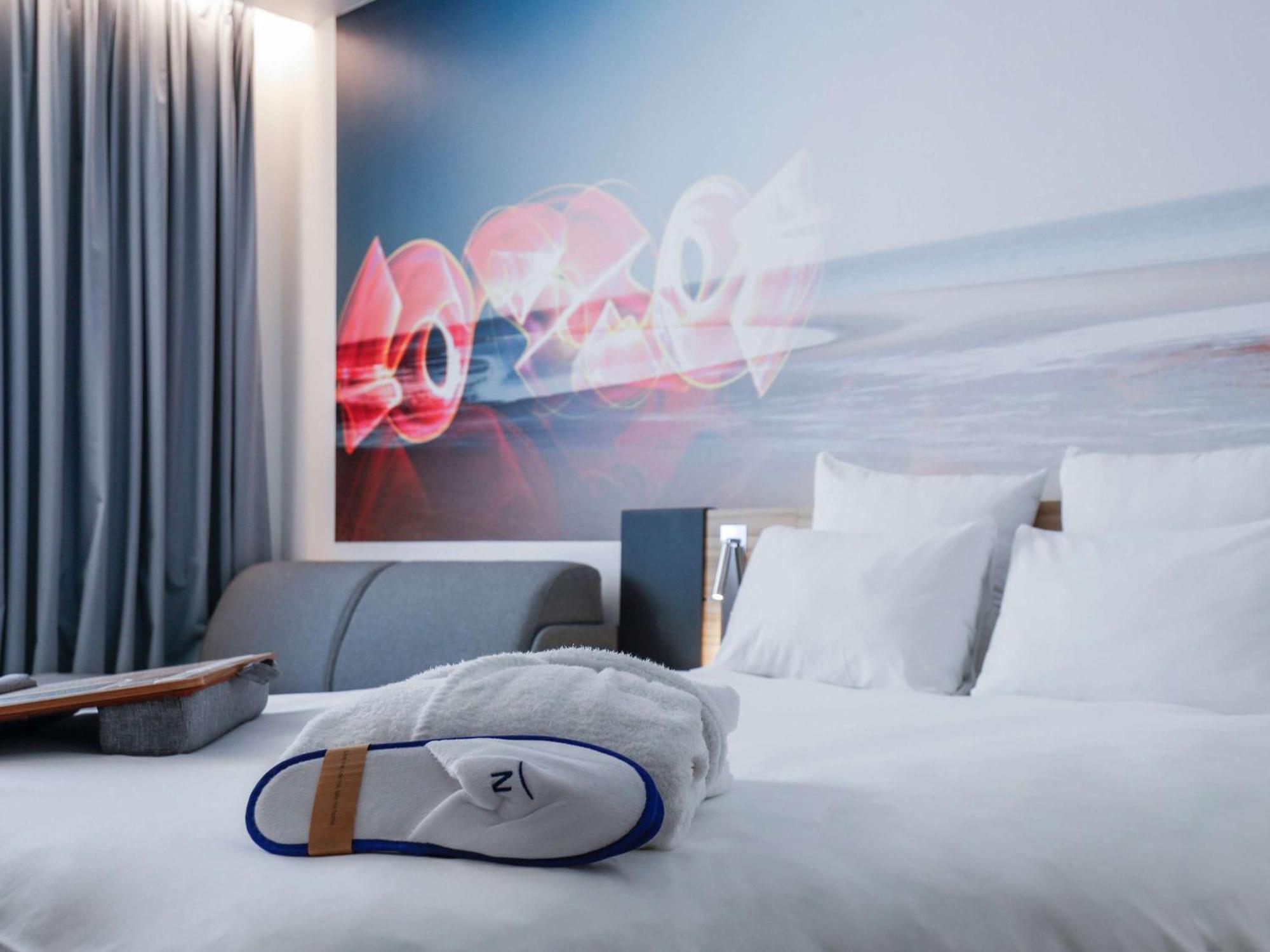 Novotel Luxembourg Centre Esterno foto